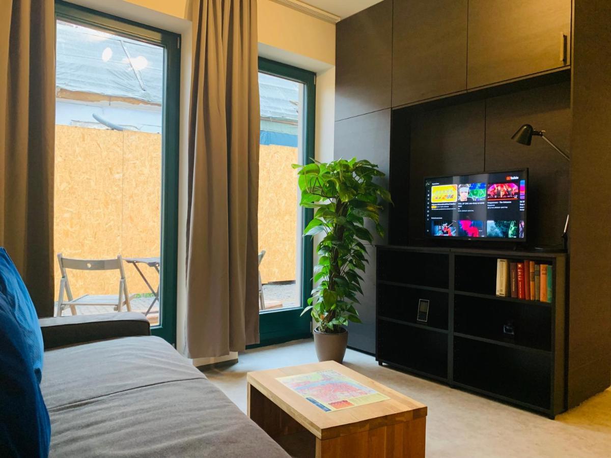 Cozy Friendly Place With Free Parking Прага Екстер'єр фото